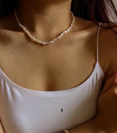 Netaisyklingos formos perlų vėrinys  "Liri"