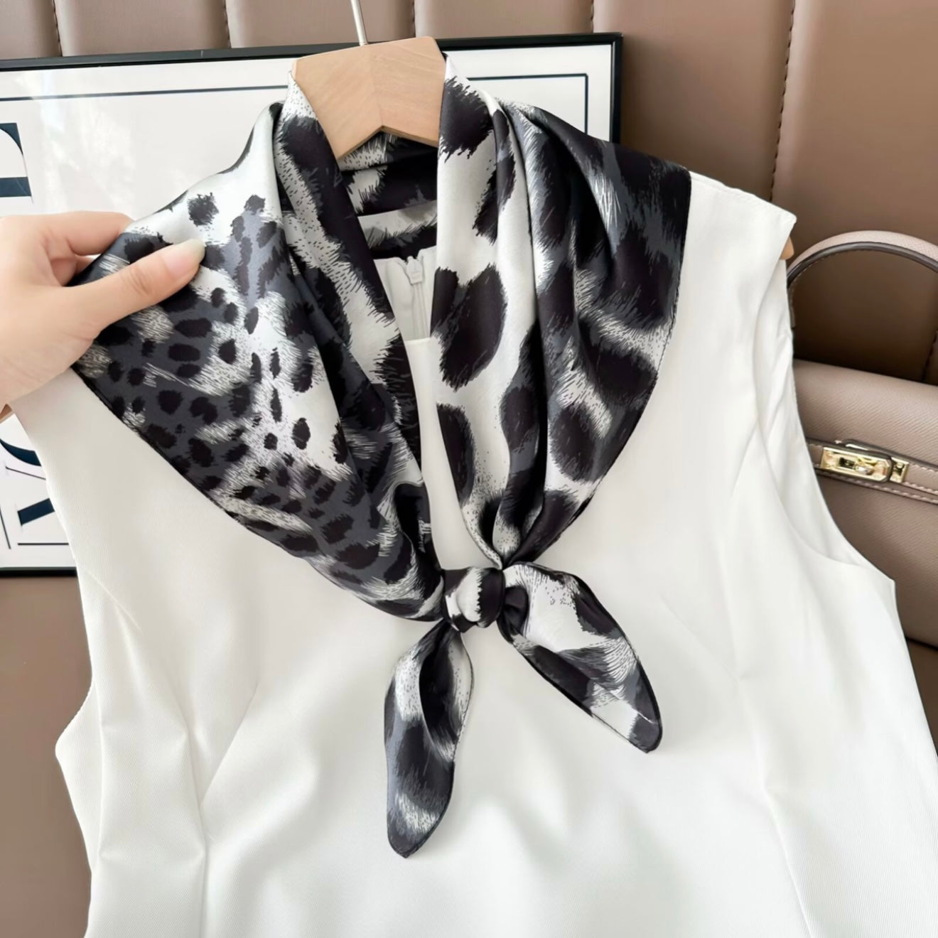 100% silk scarf "Leopard"
