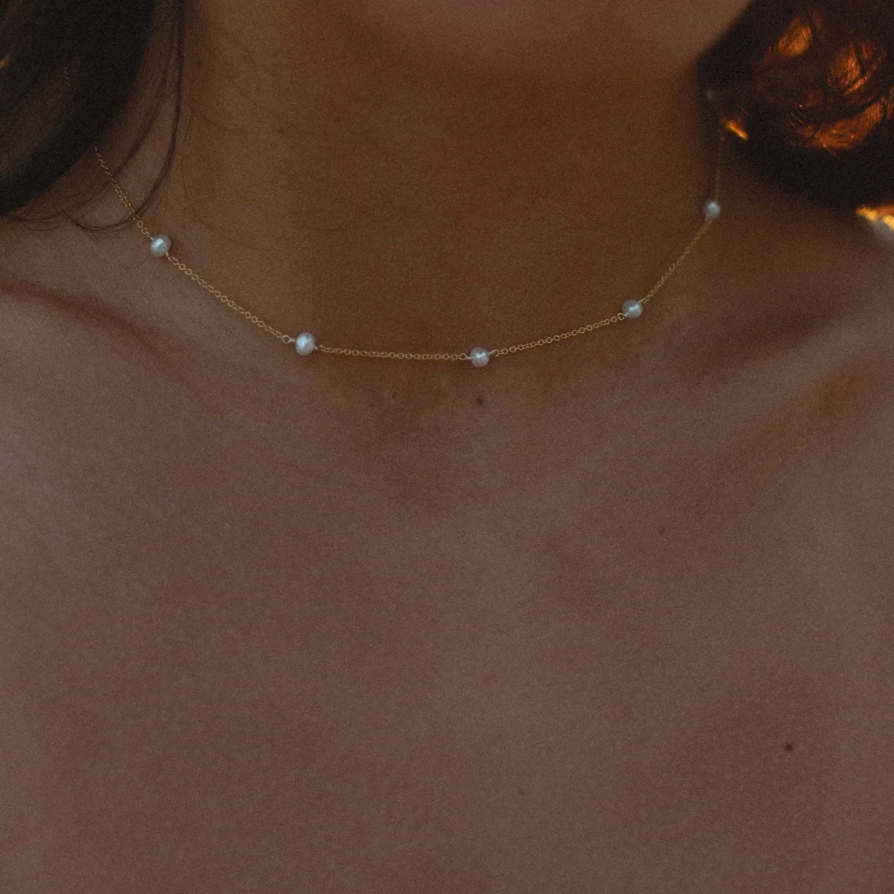 Kullatud kaelakee pärlitega