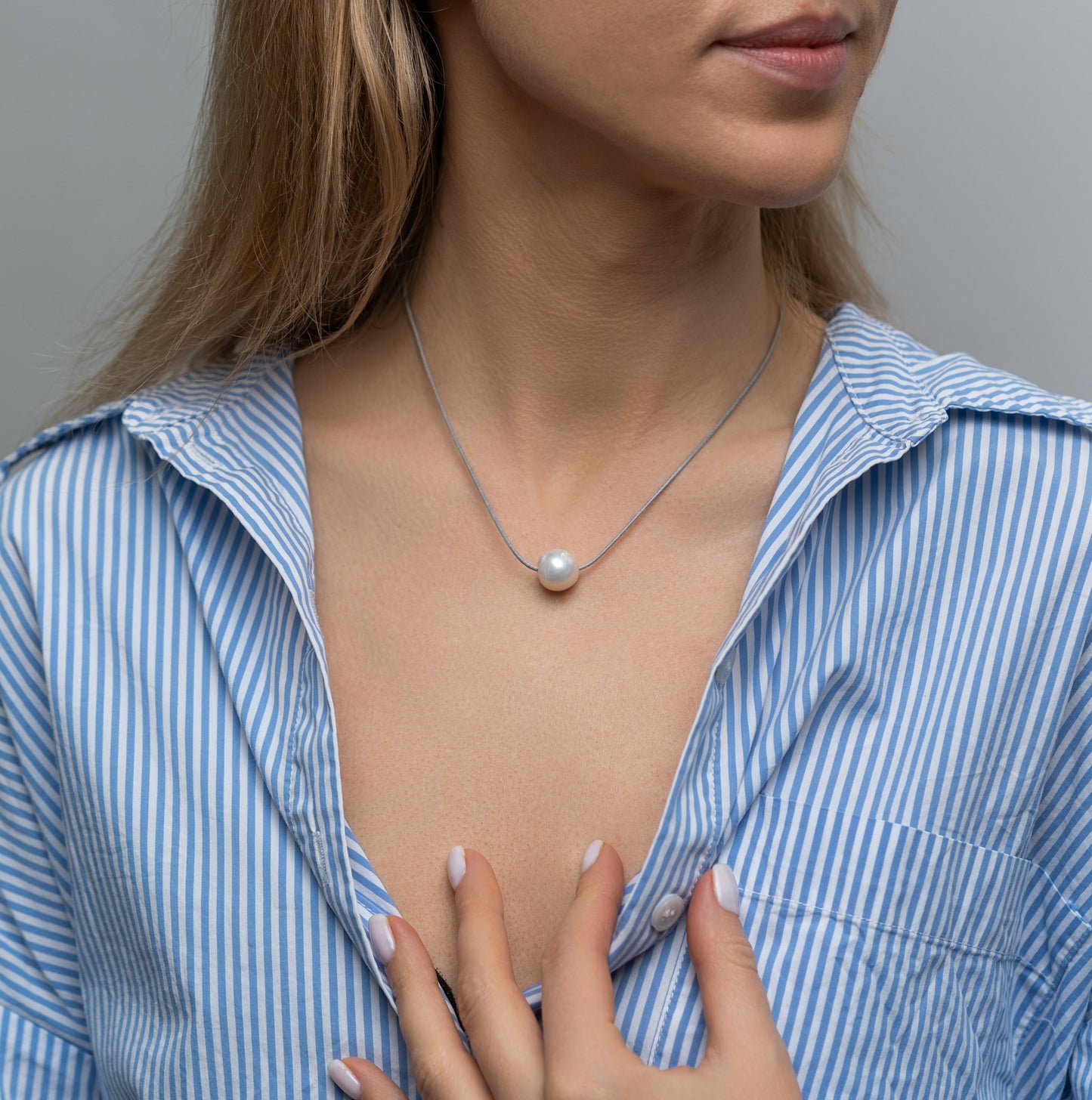 Nahast kaelakee pärliga