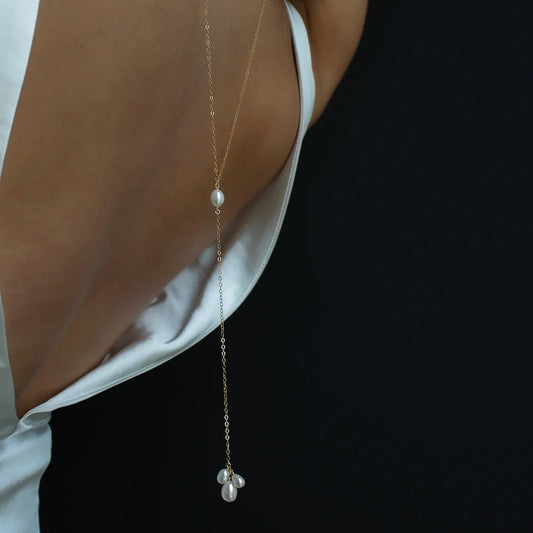 Grandinėlė su pakabuku ant nugaros "Wedding 1"