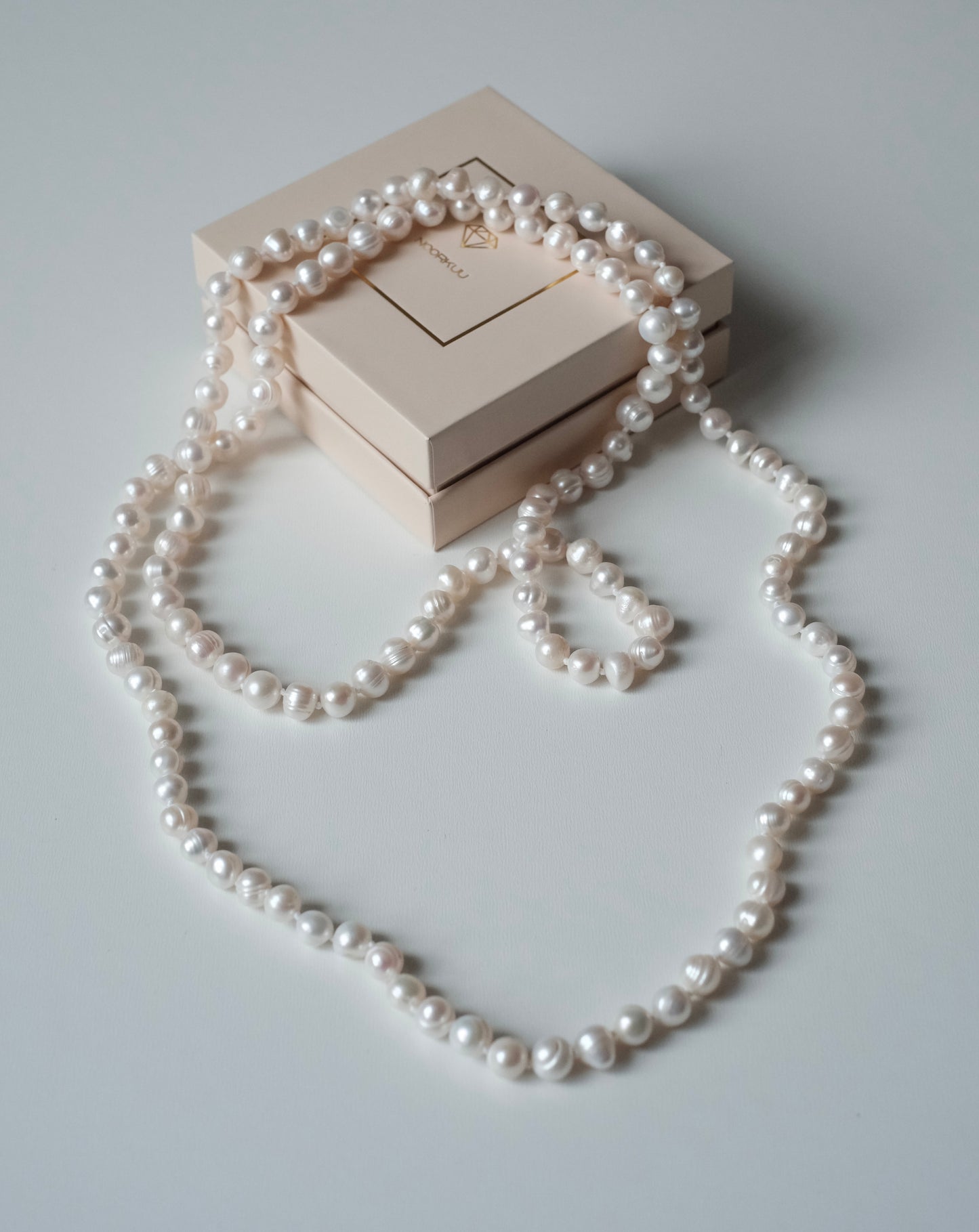 Long natural pearl necklace 120cm