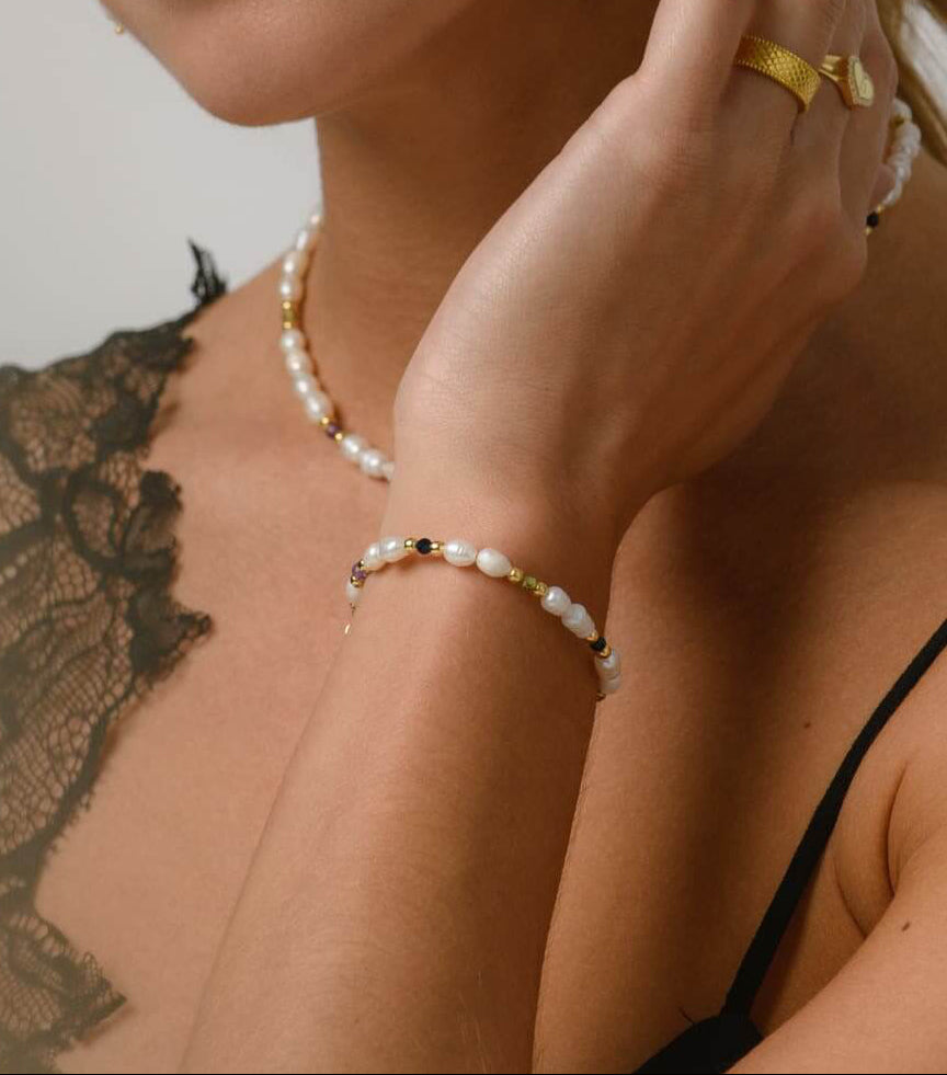 Natural gemstone and pearl bracelet "Lucy"