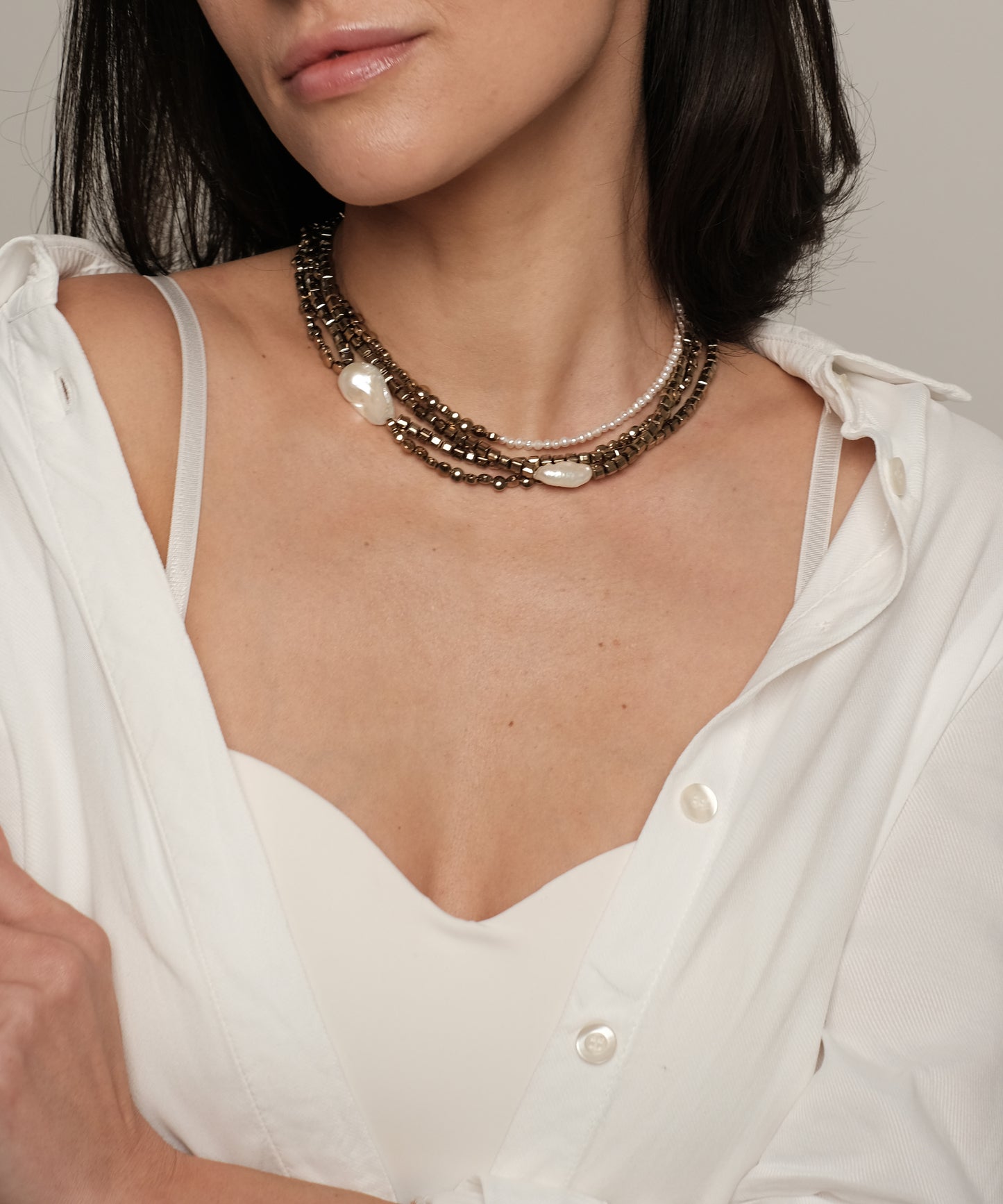 Natural pearl and hematite necklace "Tiny"