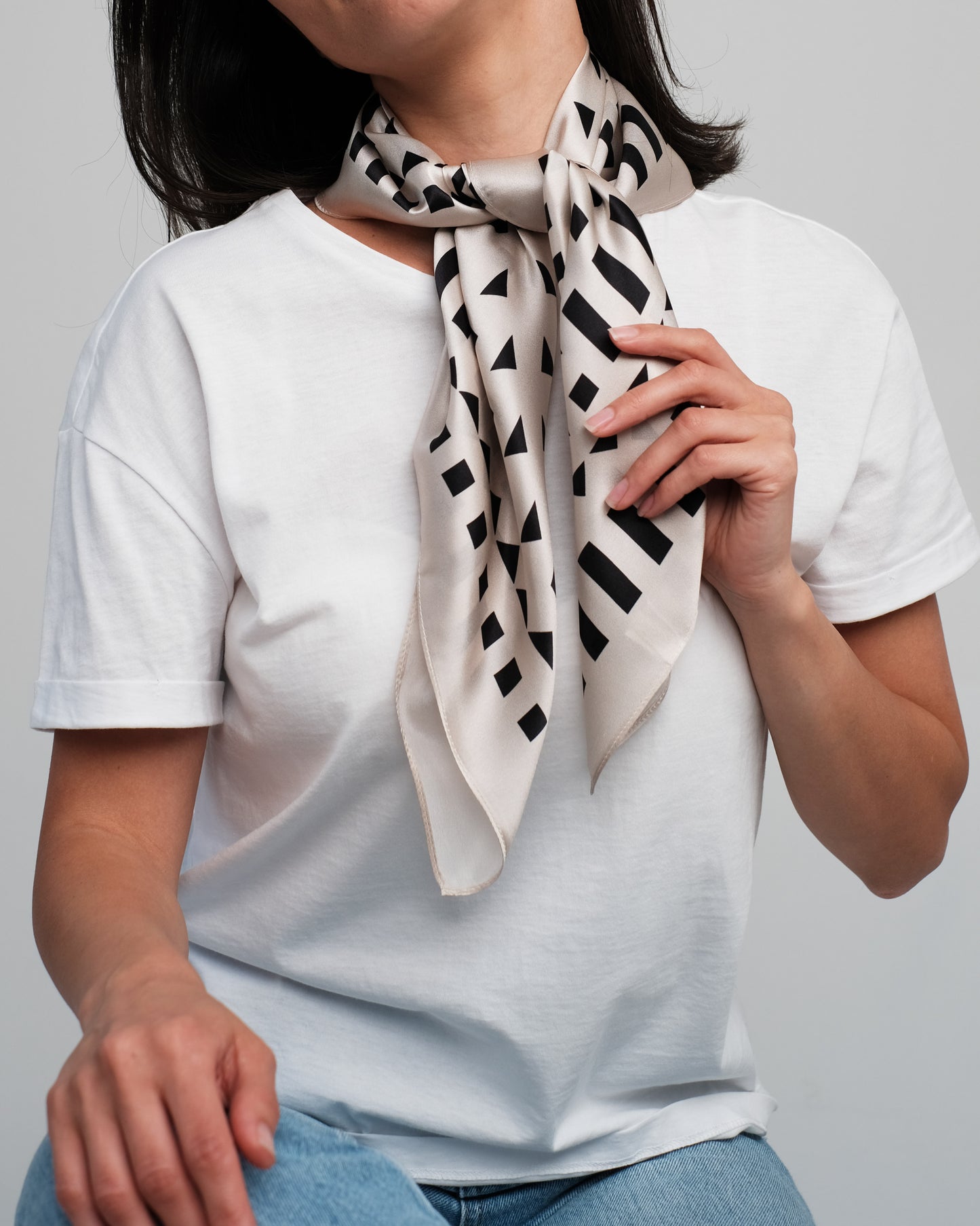 100% silk scarf "Triangle"