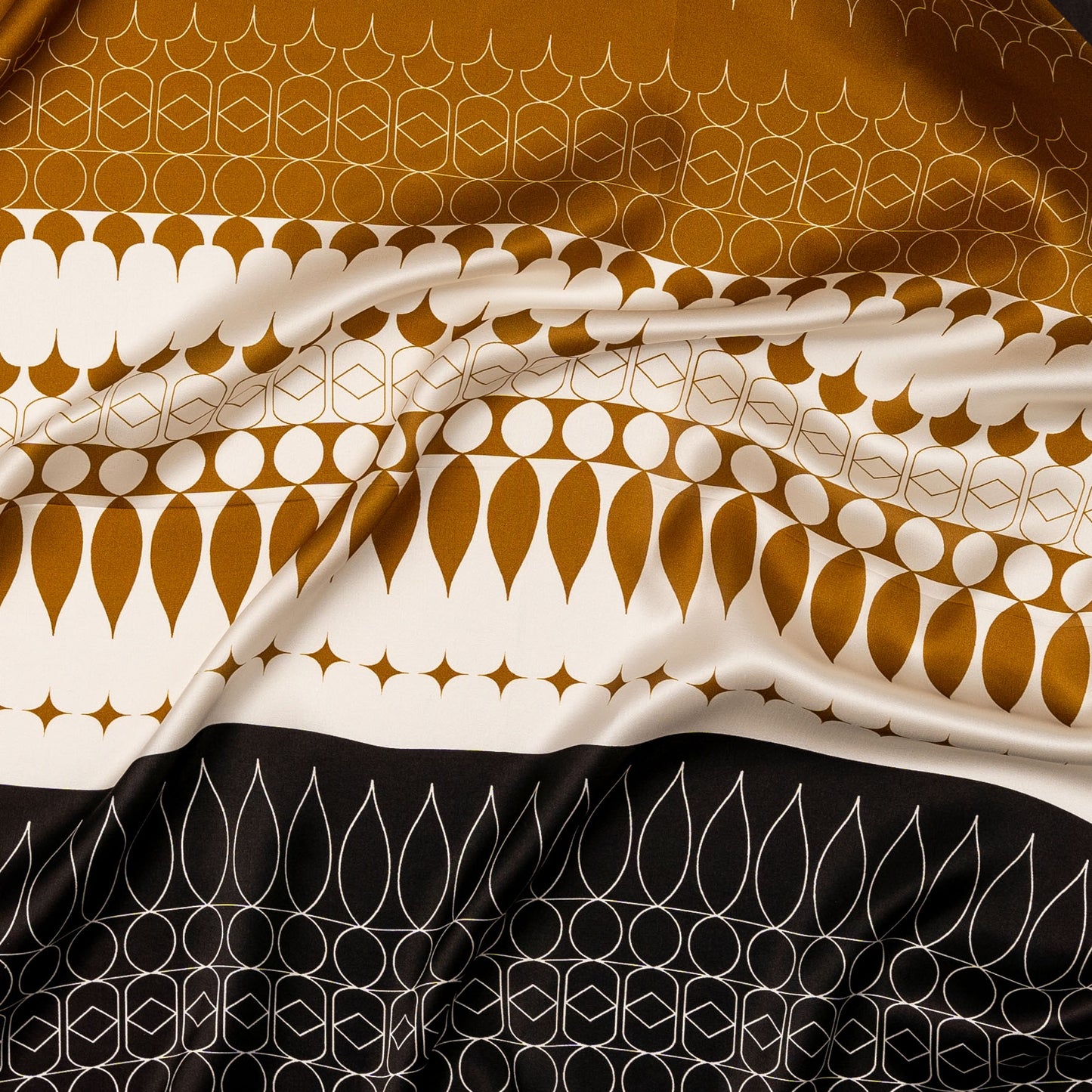 100% siidisall "Geometric"