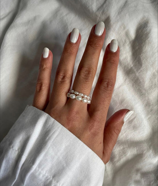 Natūralių perlų žiedų rinkinys