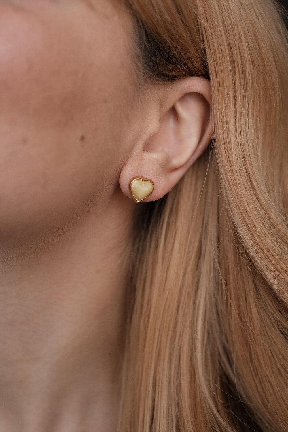 Sudraba auskari ar dabīgo dzintaru "Yellow heart gold"