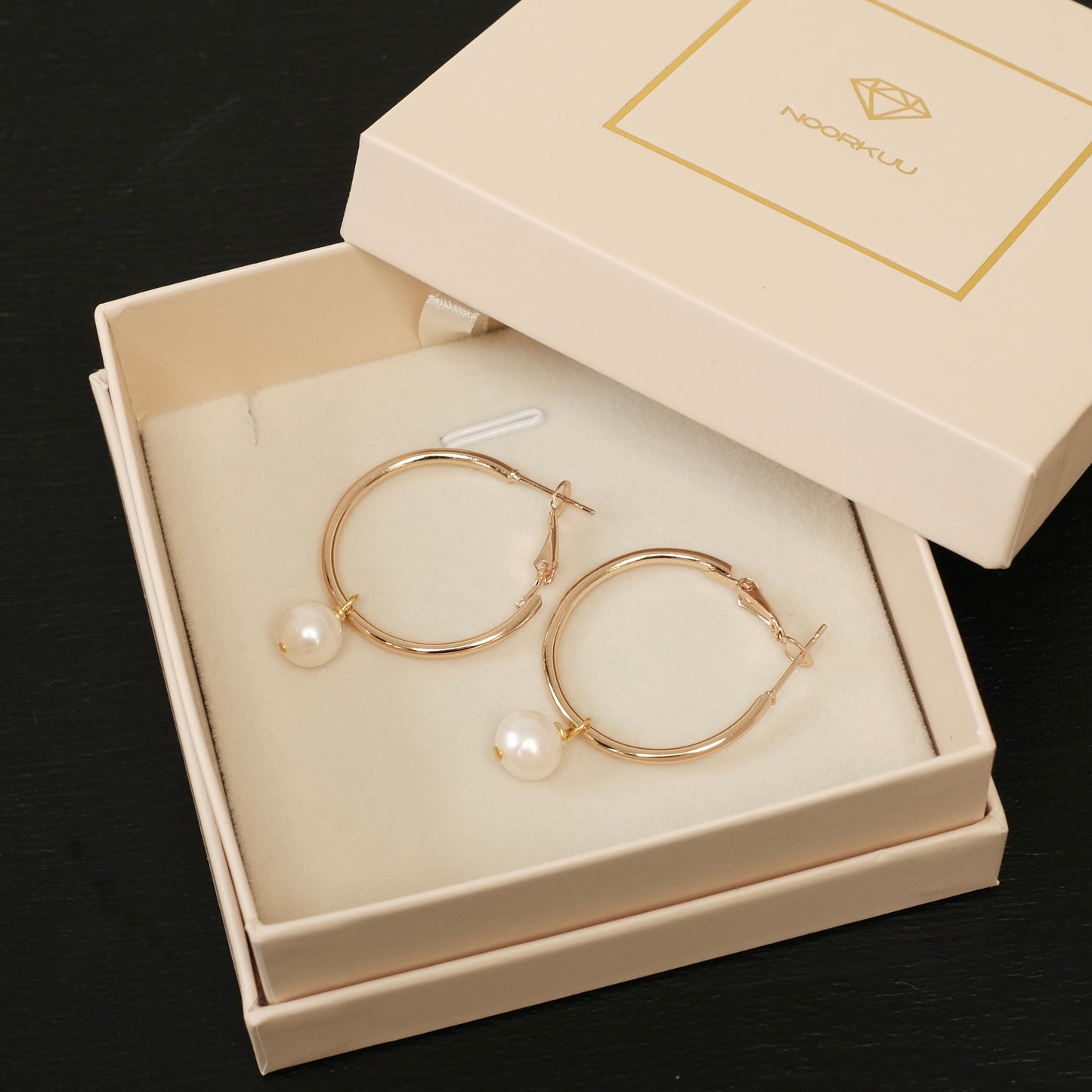 Gold plated earrings with natural pearls "Enni 2"