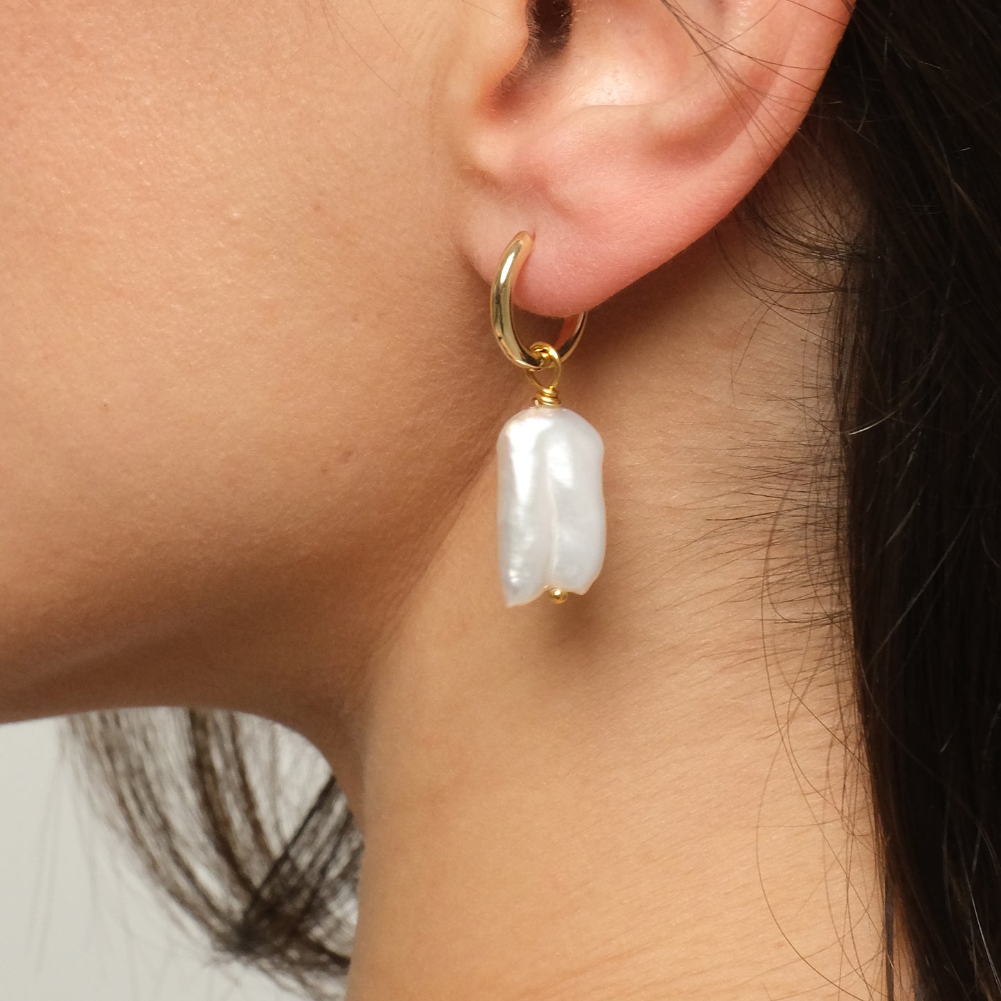 Kullatud kõrvarõngad baroque pärliga "Sandra mini"