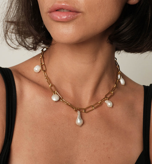 Gold plated necklace with natural pearls Erika
