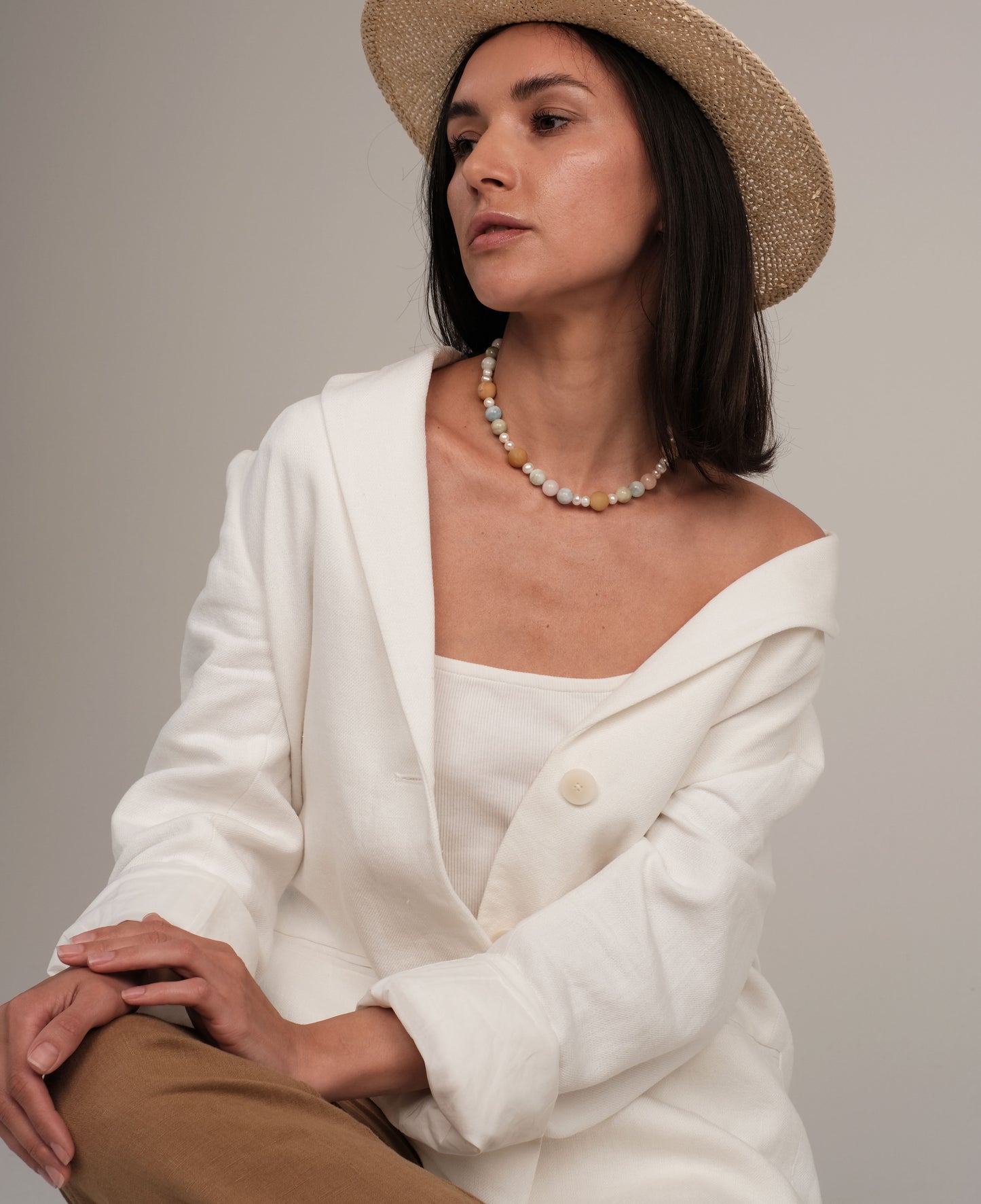 Natural gemstone and pearl necklace "Renata"