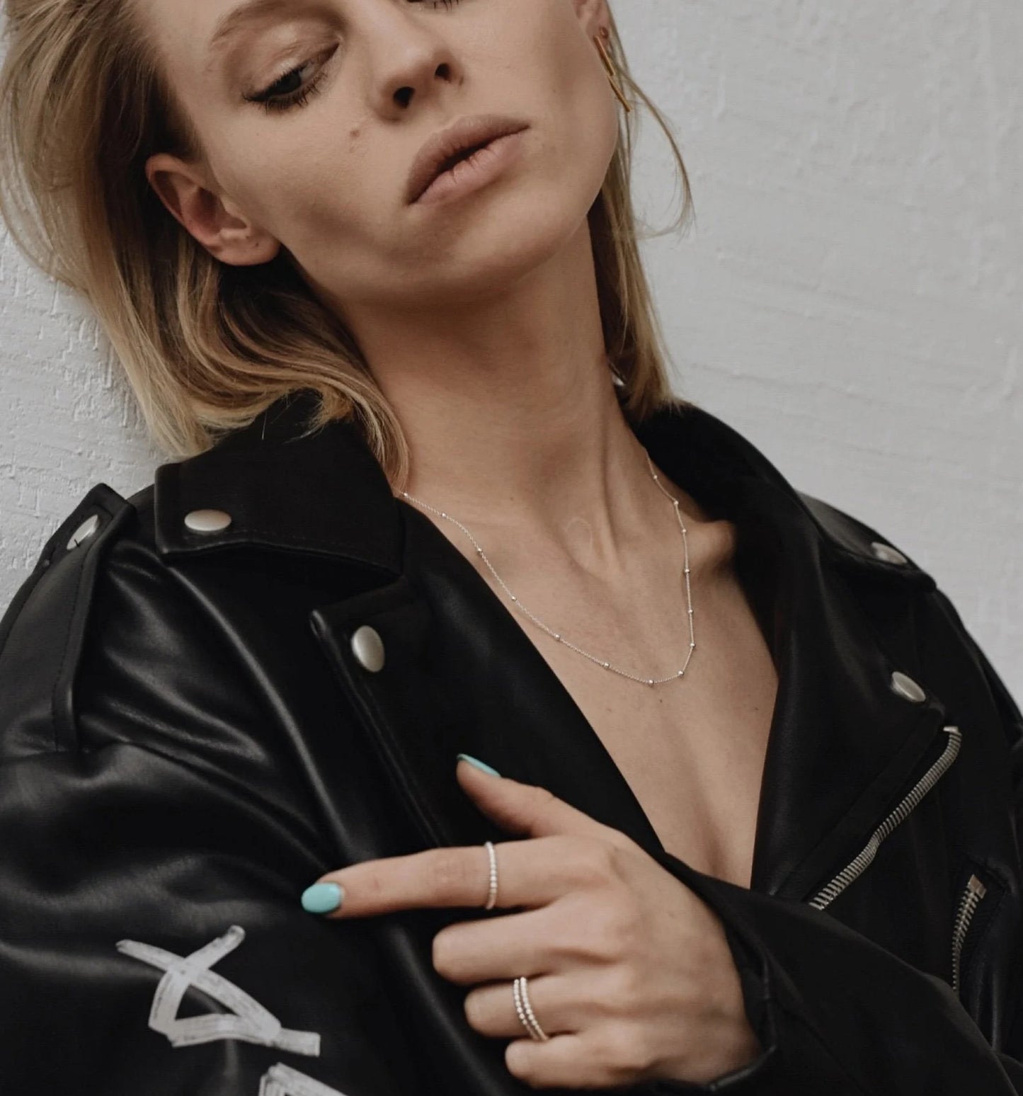 Hõbedast kaelaehe "Bubbles"