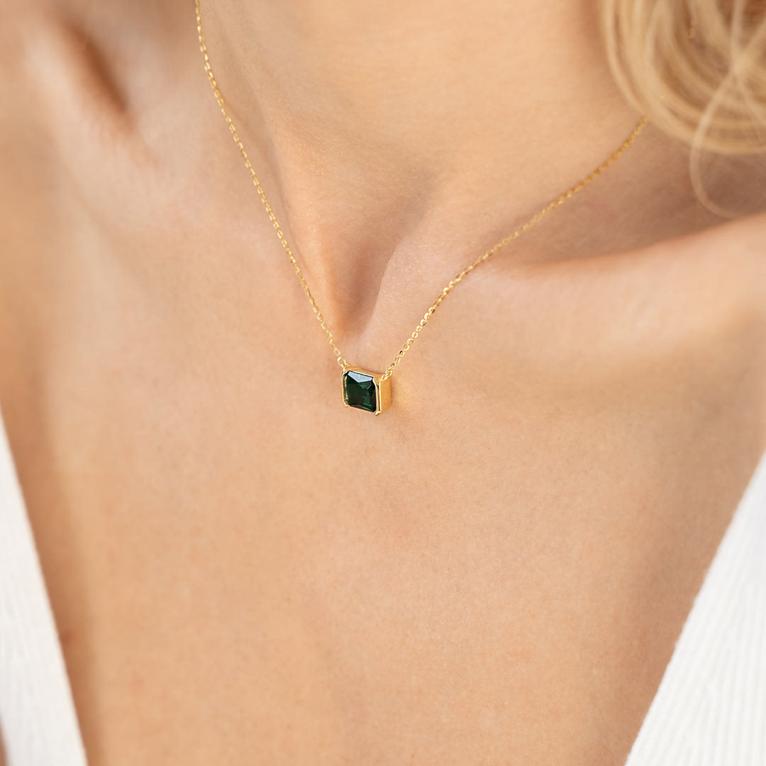 Sidabrinė auksu dengta grandinėlė su pakabuku "Green crystal"