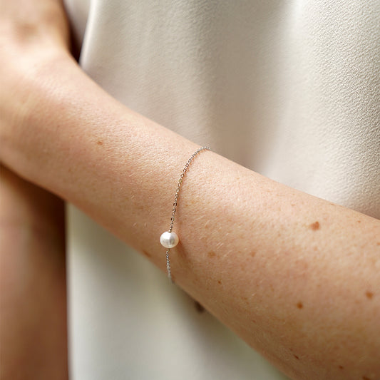 Silver plated bracelet with natural pearl, 6mm