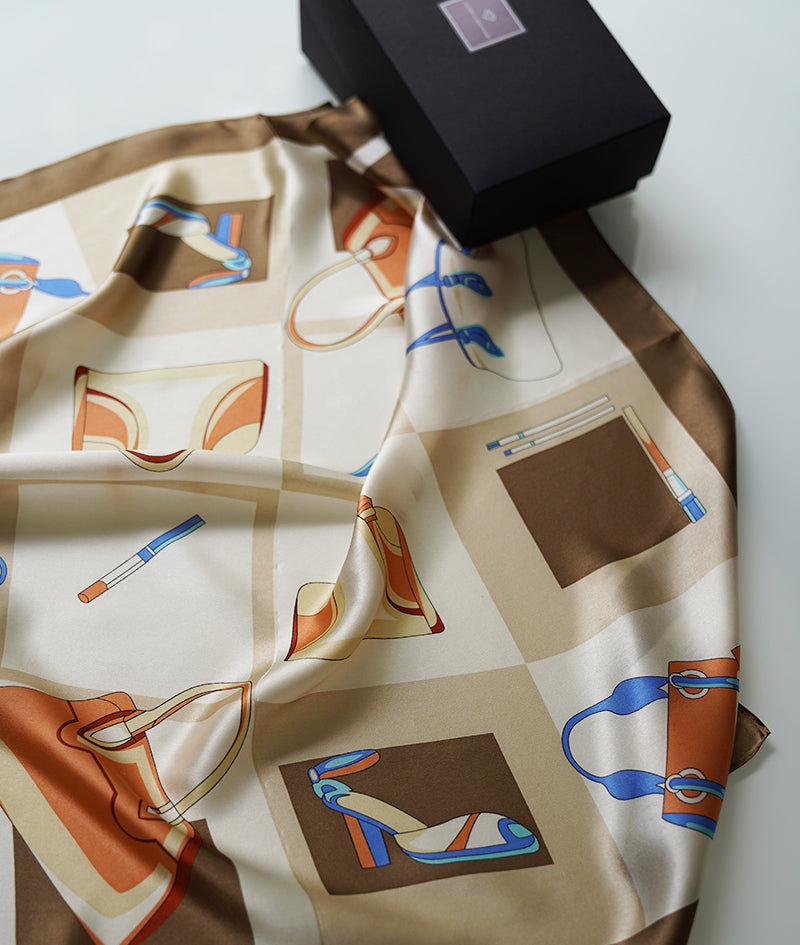 100% šilkinė skarelė "Pretty Woman"