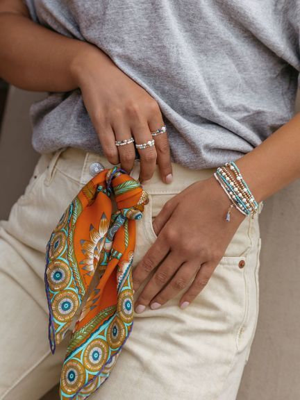 Kuukivist sõrmus + hõbedane detail