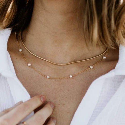 Gold plated necklace with natural pearls "Simona"