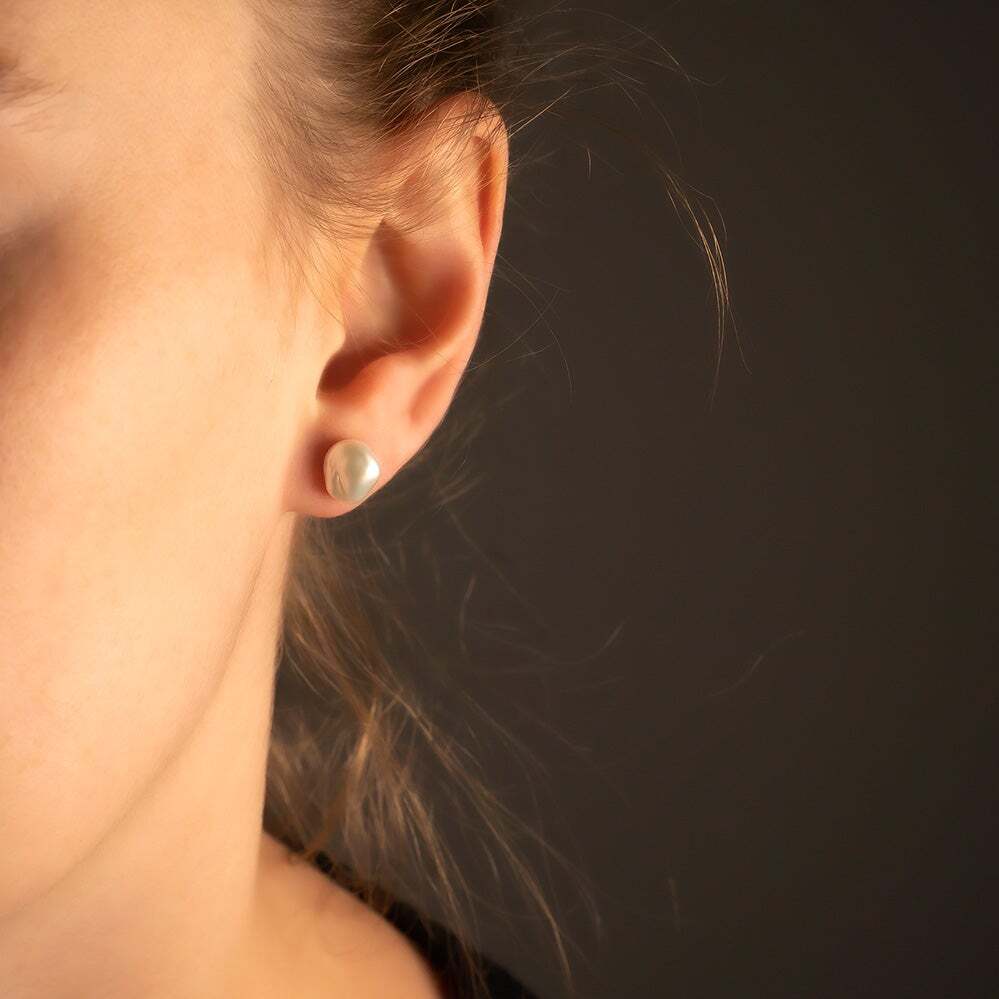 Paauksuoto sidabro auskarai su gėlavandeniais perlais