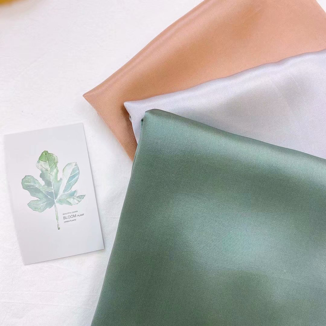 100% siidisall "Helehall"