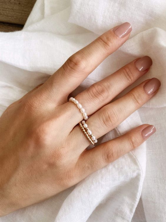 Natural pearl rings set