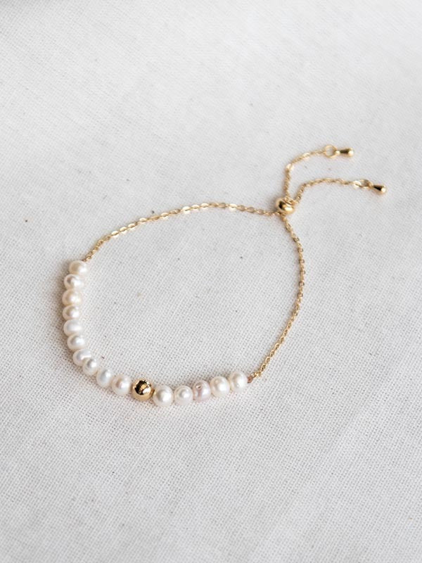 Natural pearl bracelet "Bella"