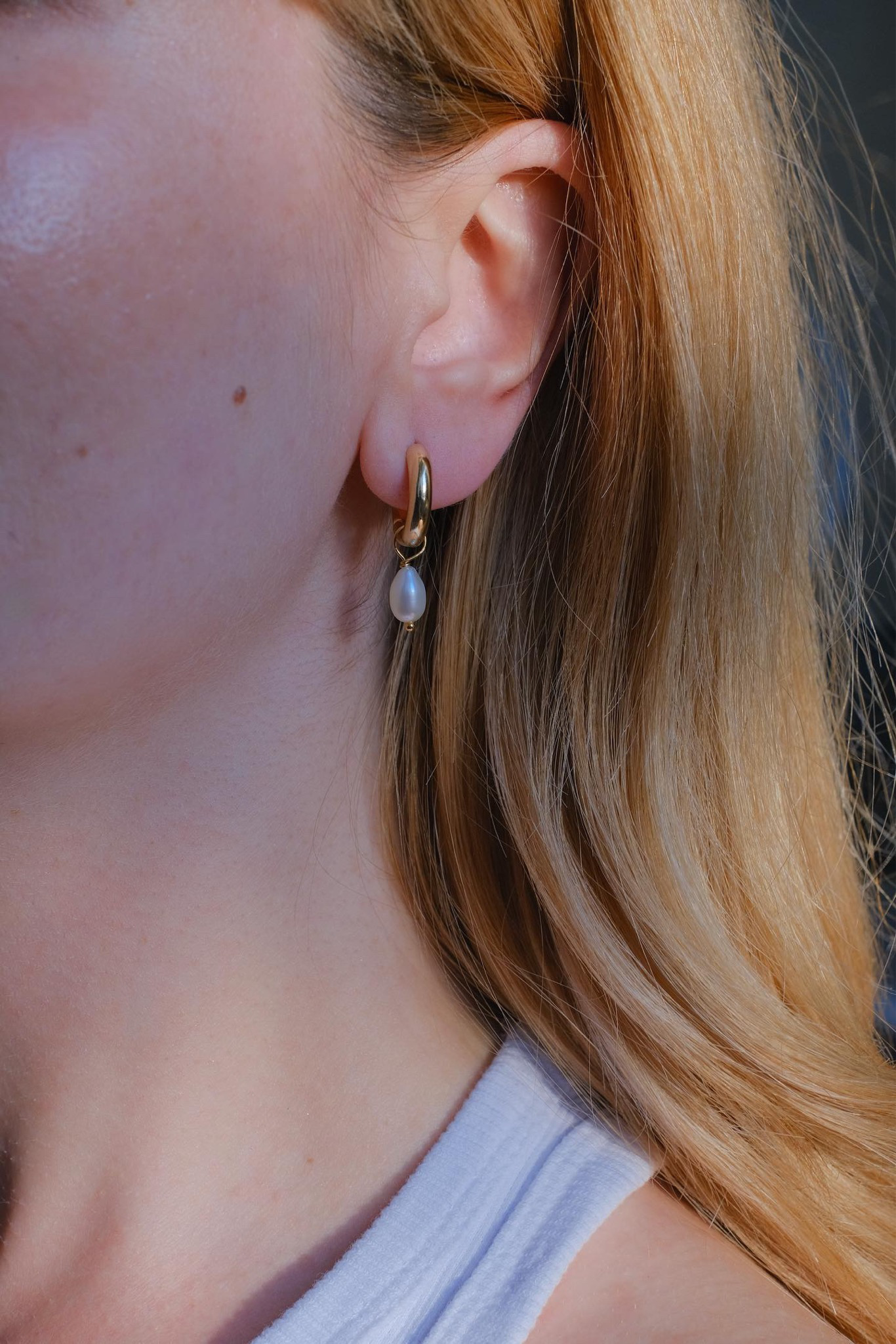 Paauksuoti auskarai su natūraliais perlais “Lily”