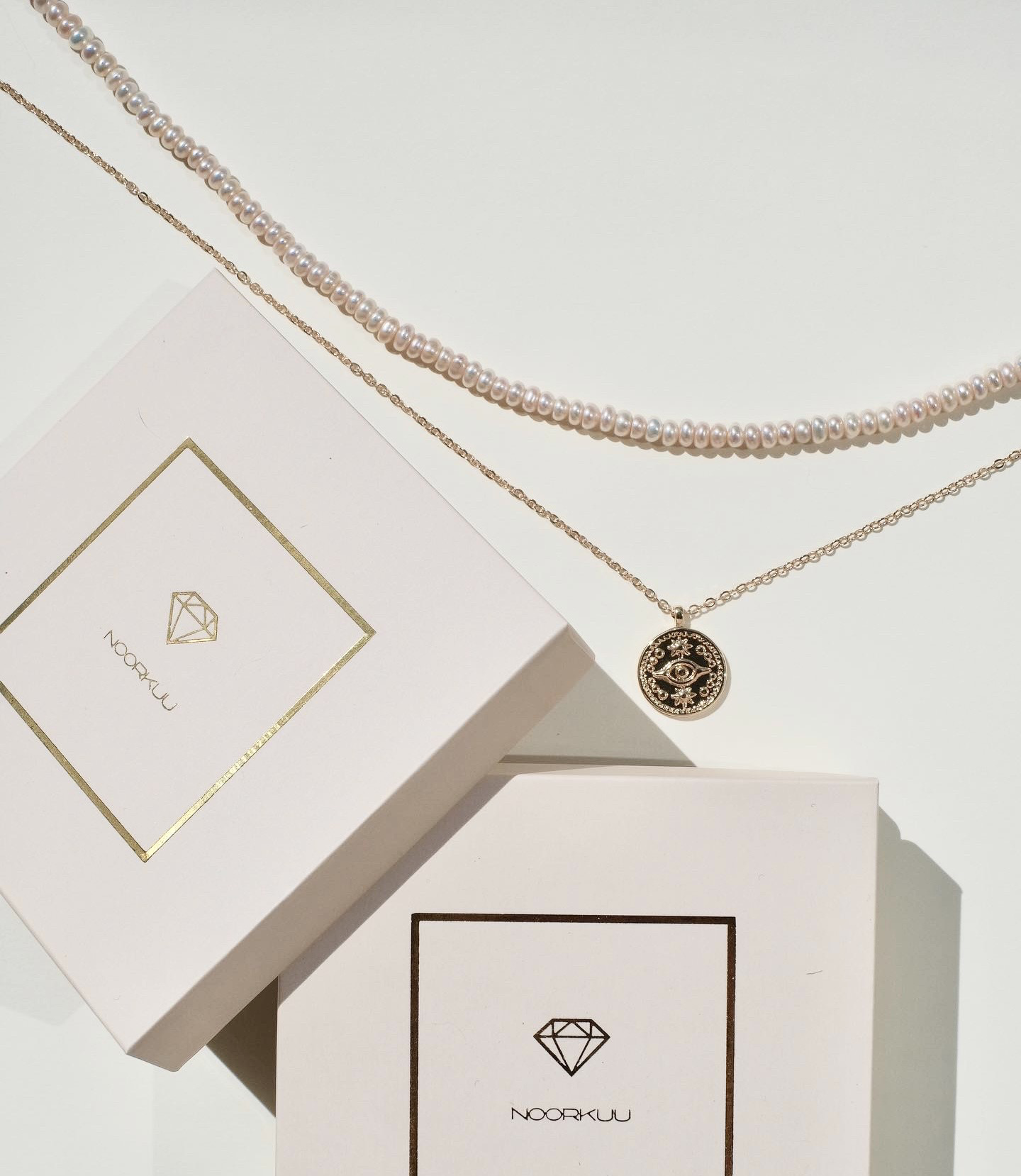 Kaklarotu komplekts "Emīlija"