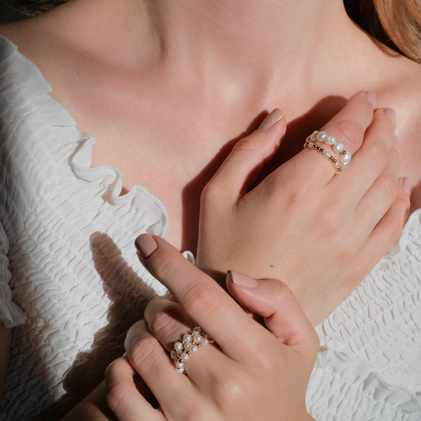 Natural pearl ring + gold plated details