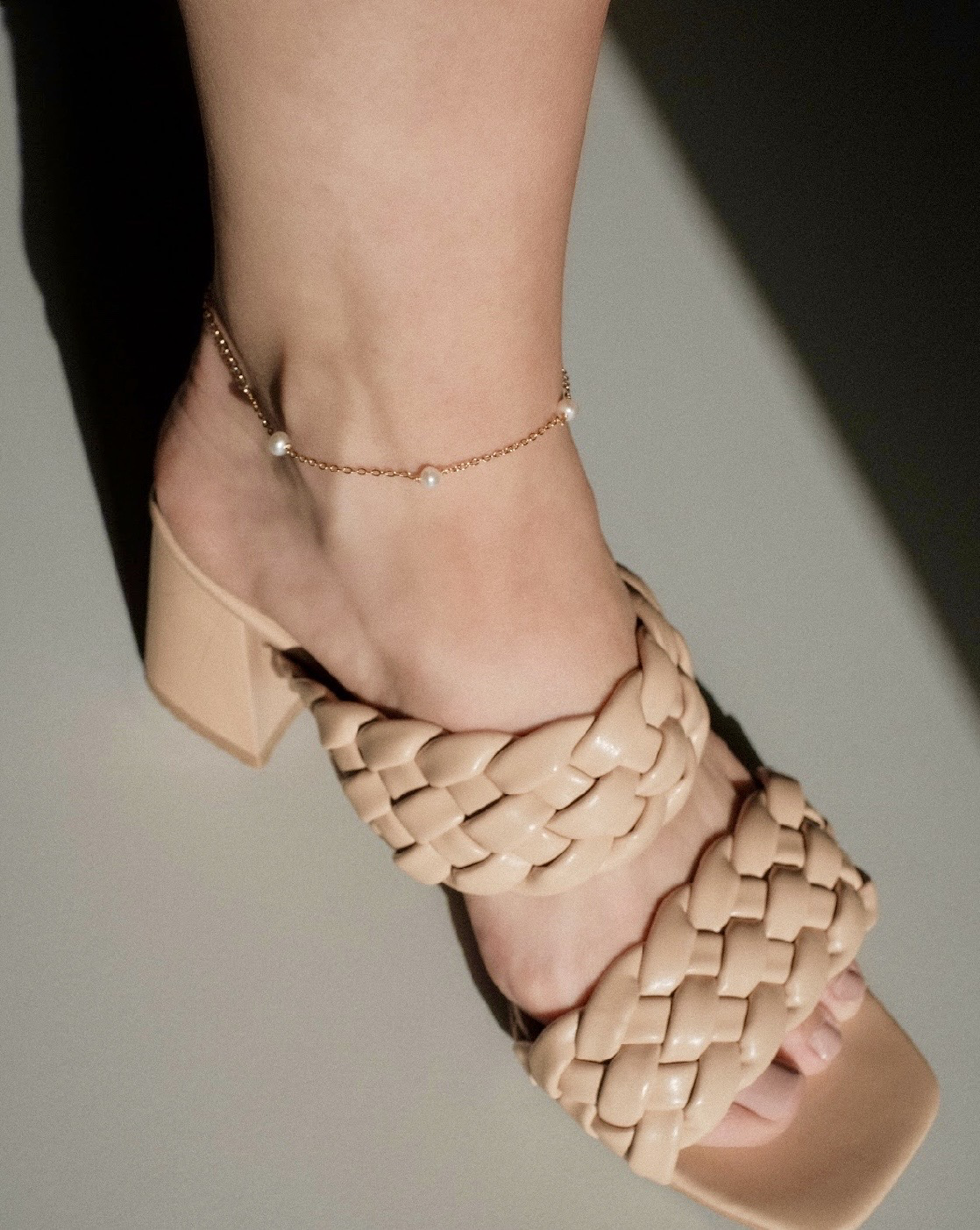 Pärlitega jalavõru