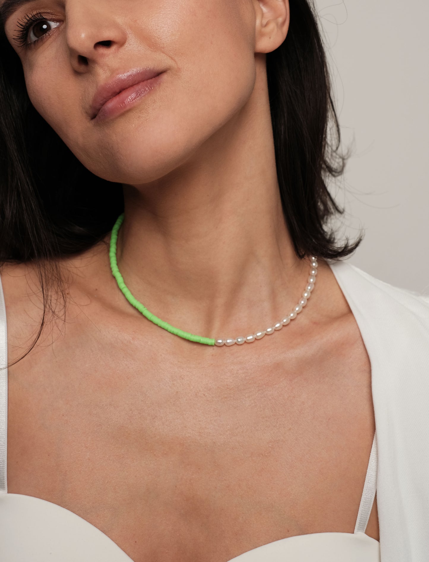 Natural pearl necklace "Green 2"