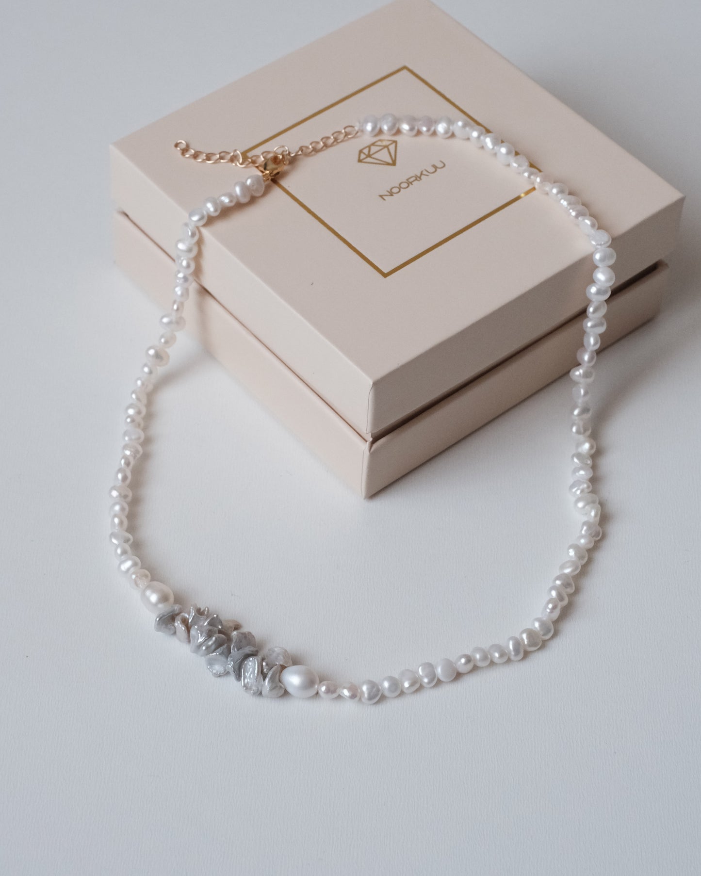 Natural pearl necklace Karoline