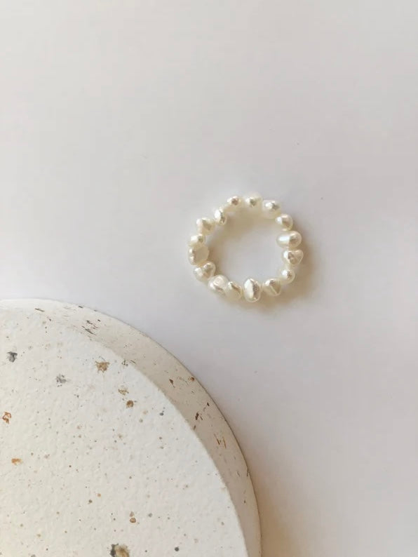 Natural pearl ring
