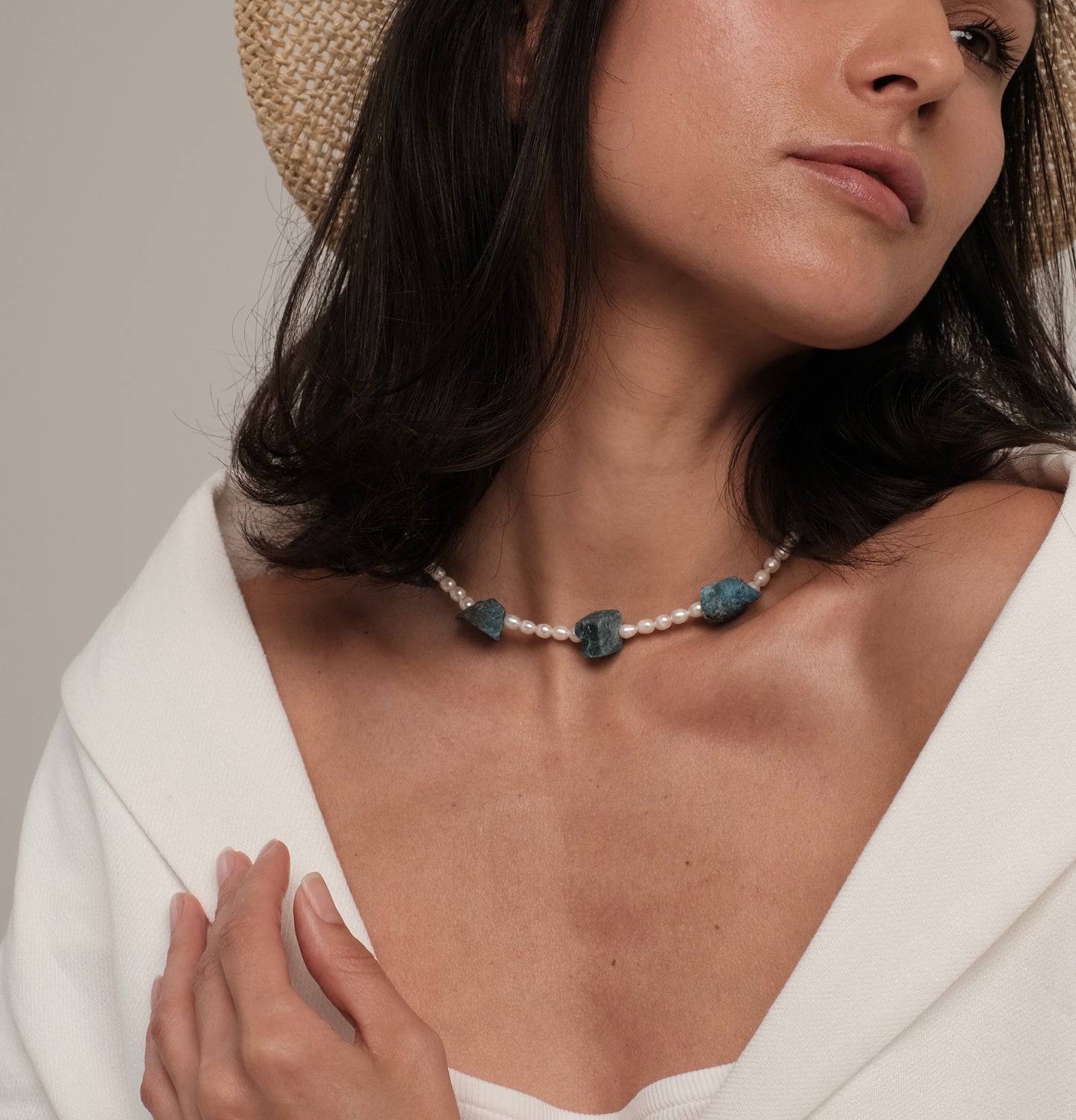 Natural pearl and apatite necklace "Roy"