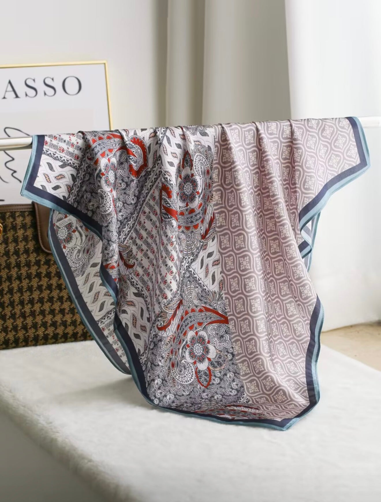 100% siidisall "Textured"