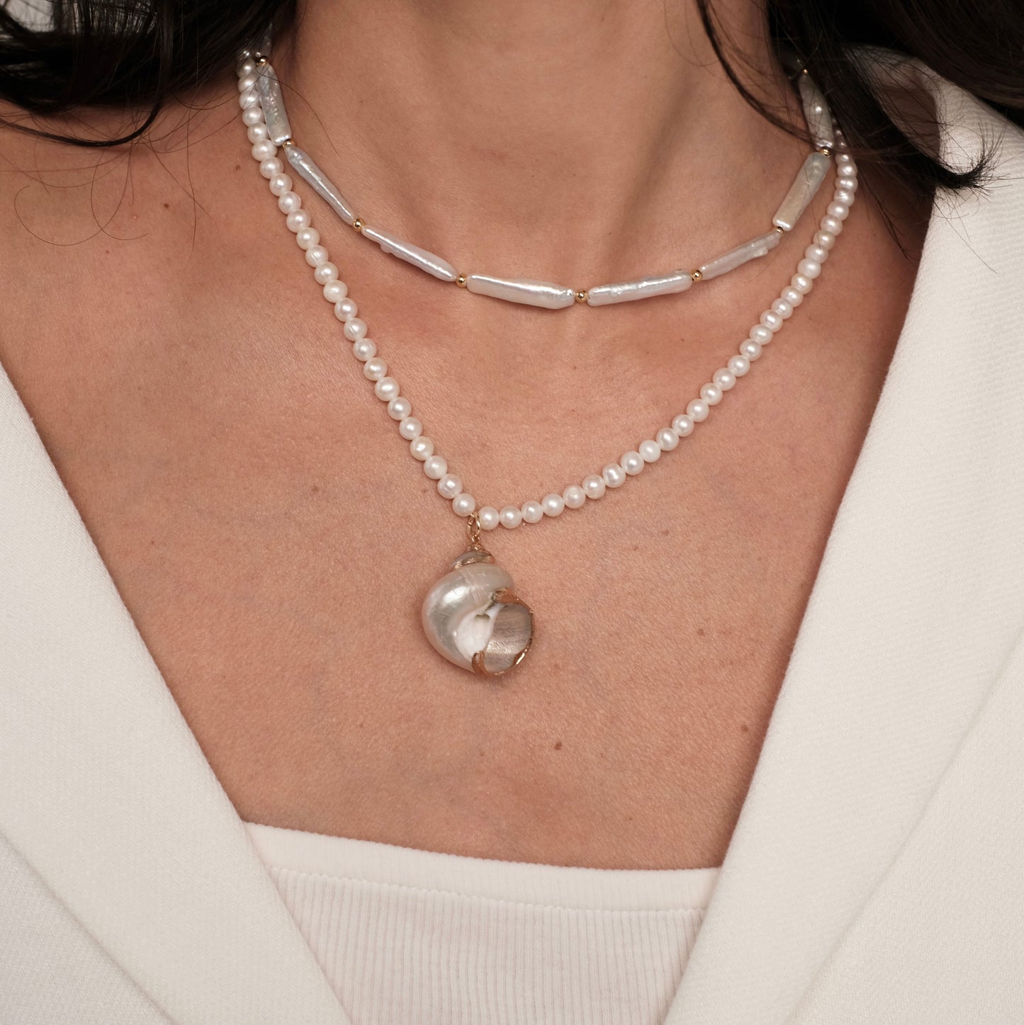 Set of necklaces "Golden shell"