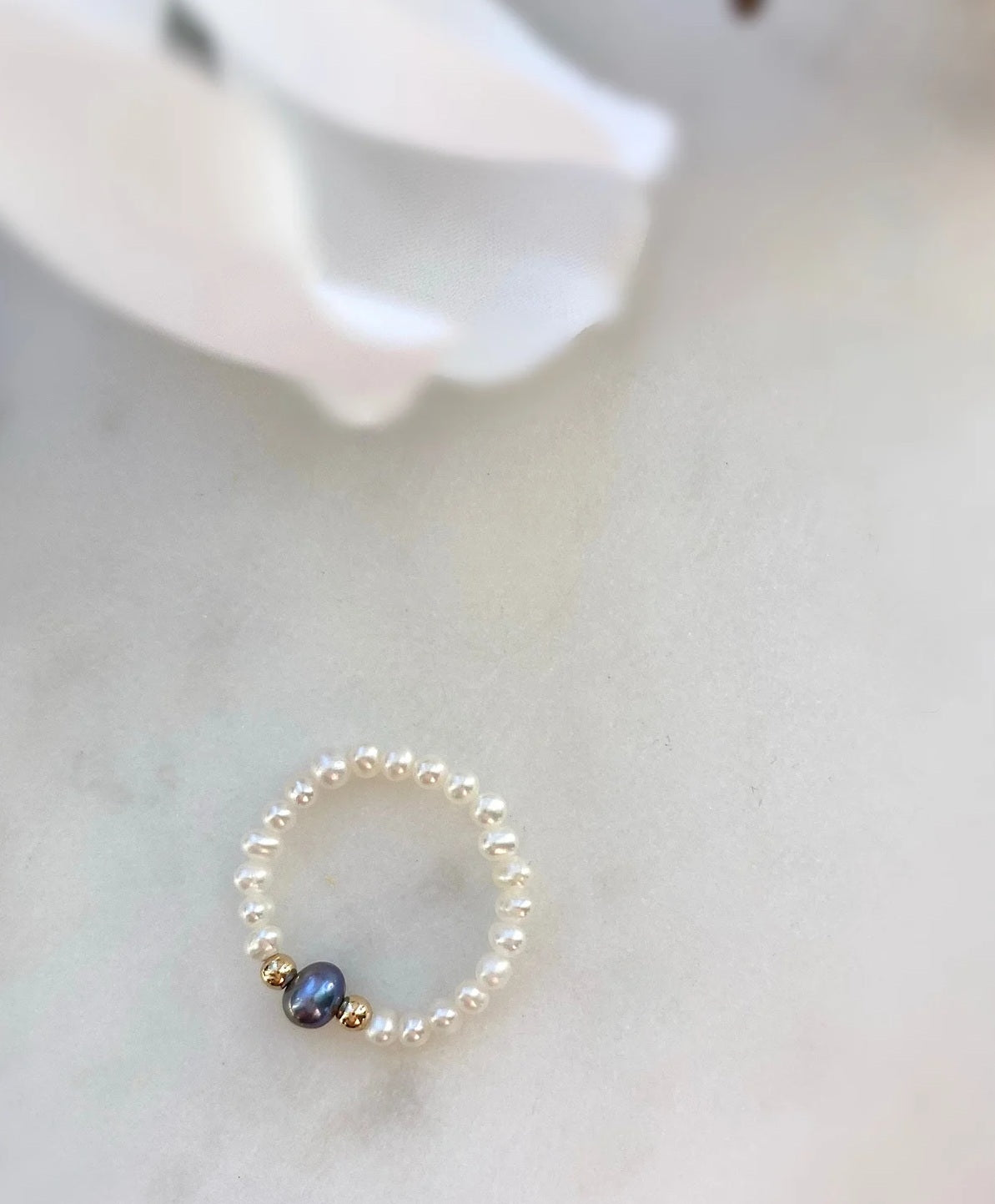 Natural pearl ring