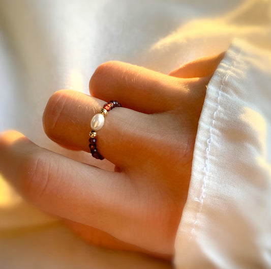 Garnet ring + silver detail + pearl