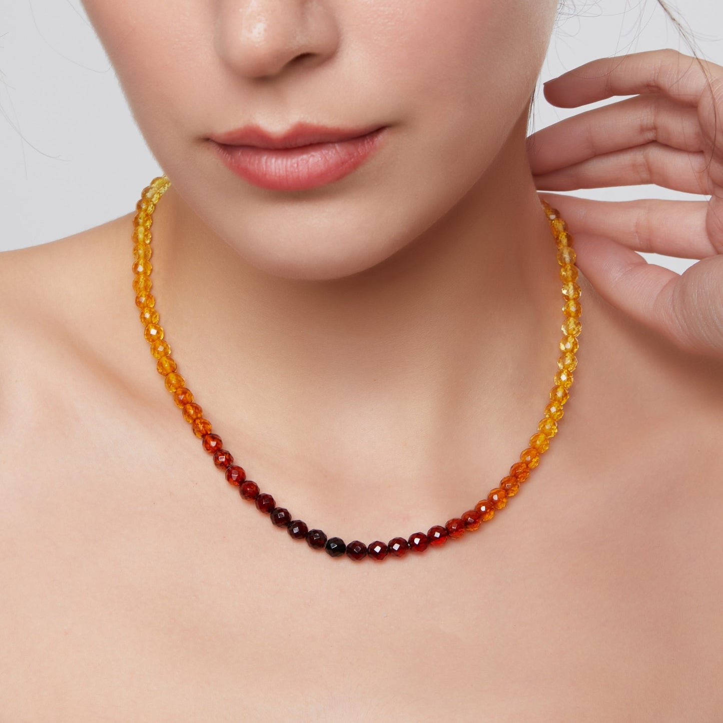Merevaigust kaelaehe "Dolce faceted"
