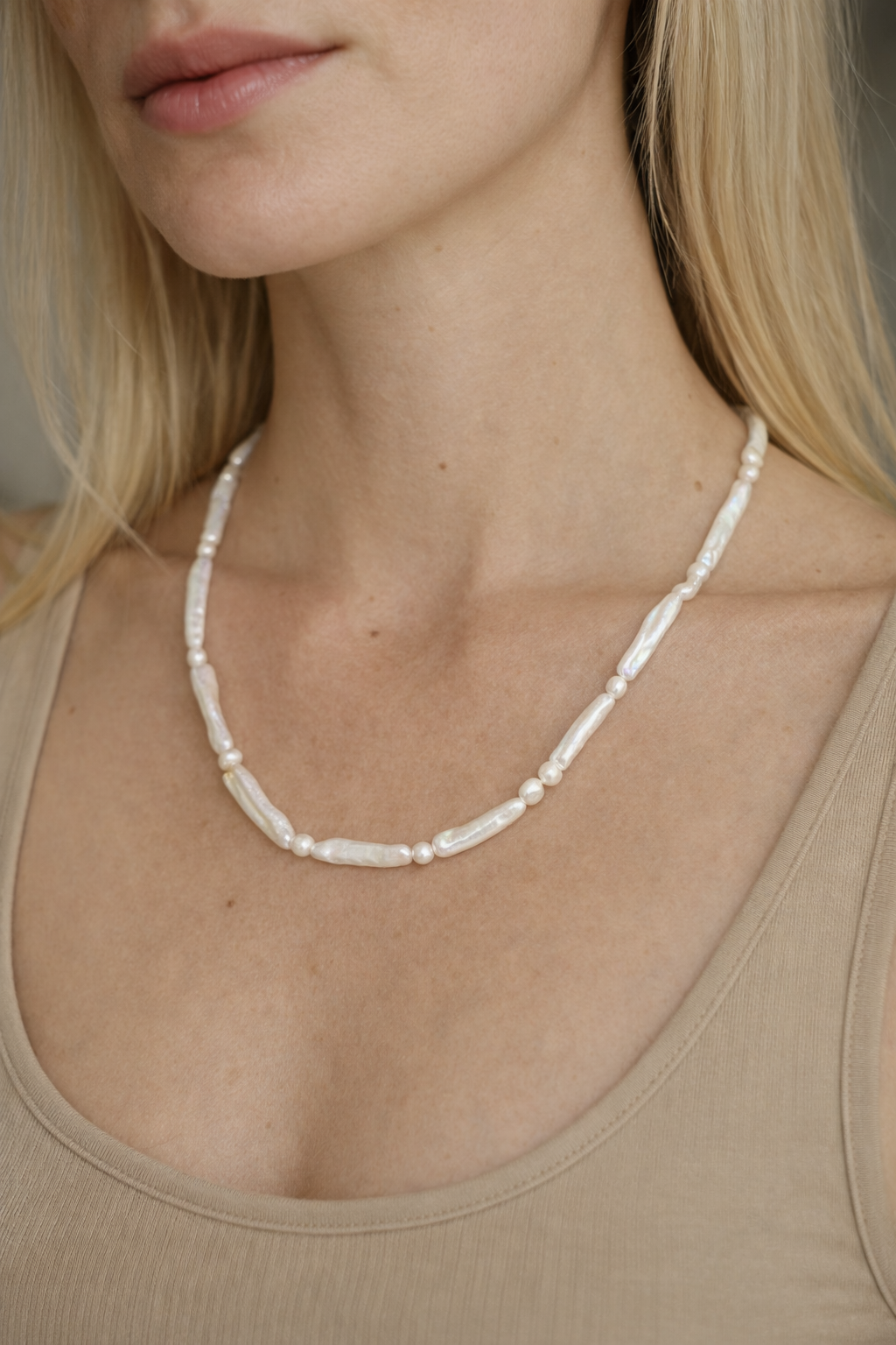 Natural pearl necklace "Longy"