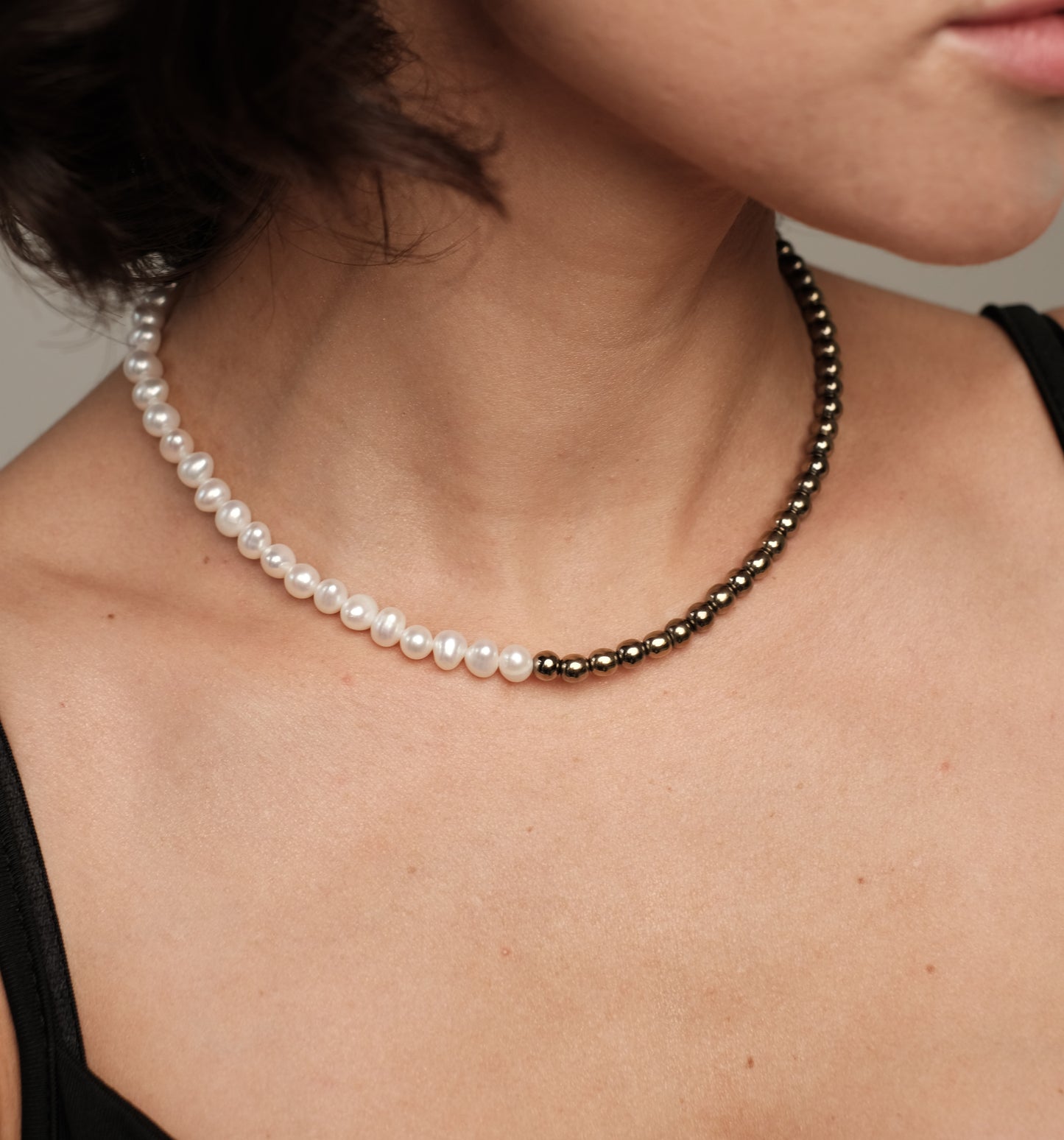 Natural pearl and hematite necklace 7