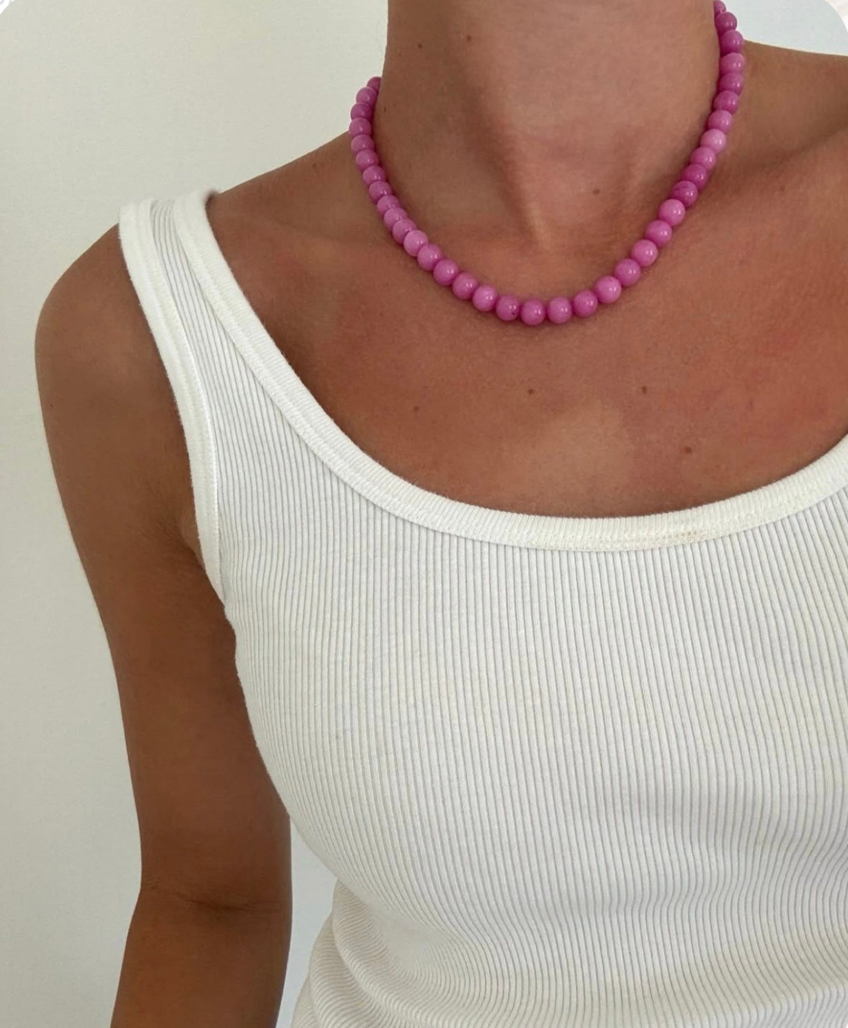 Kaelakee "Marble Pink"