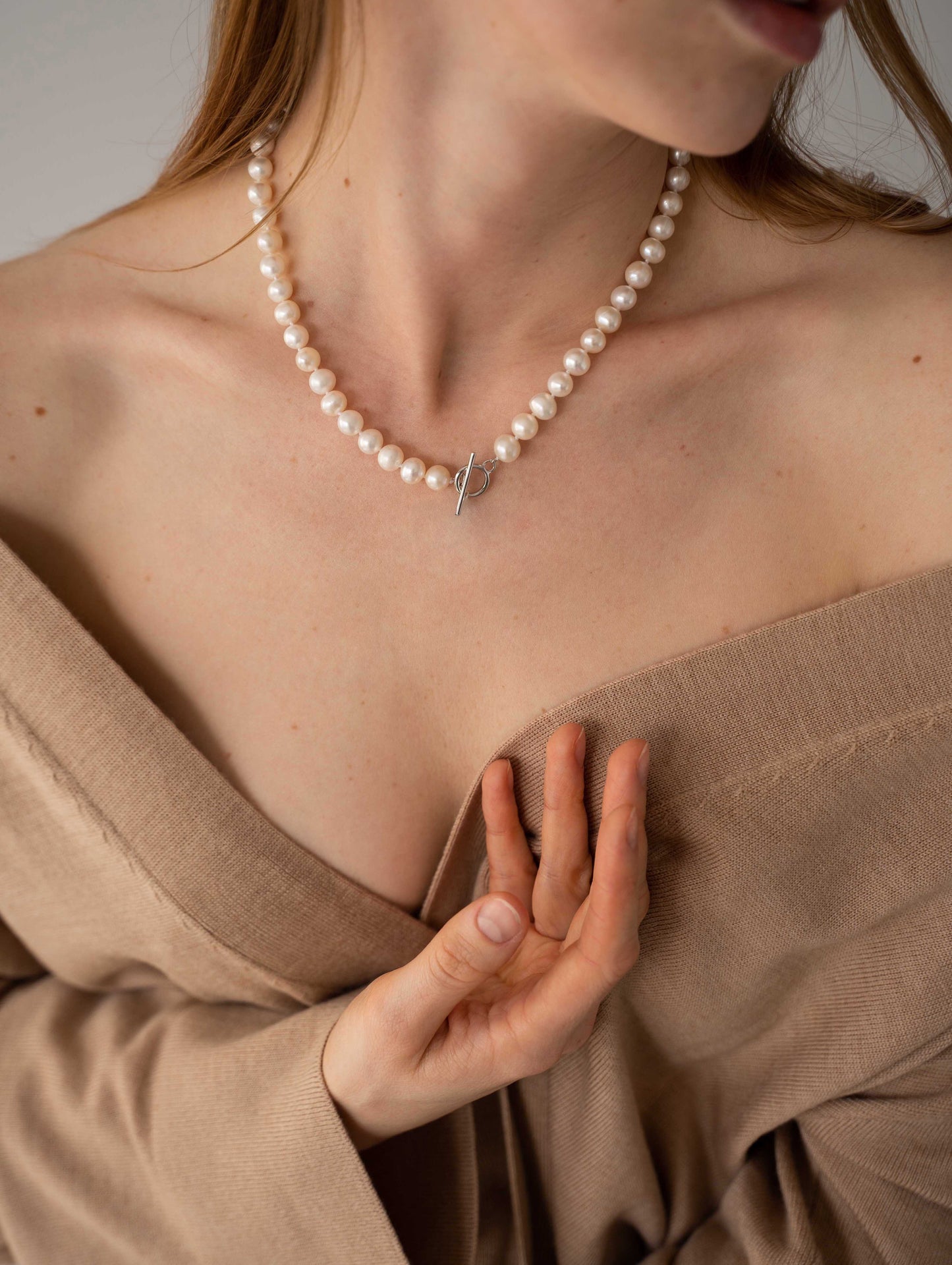 Natural pearl necklace "Classy"