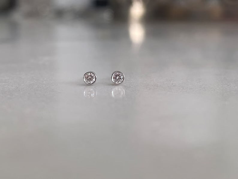 Sterling silver earrings 3mm