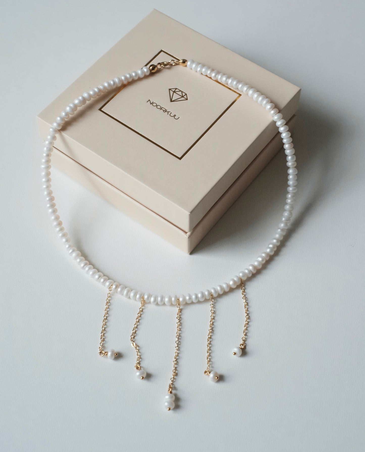 Dabīgo pērļu kaklarota "Aris"