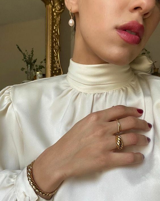 Pidulikud kullatud kõrvarõngad pärliga, 8-9mm