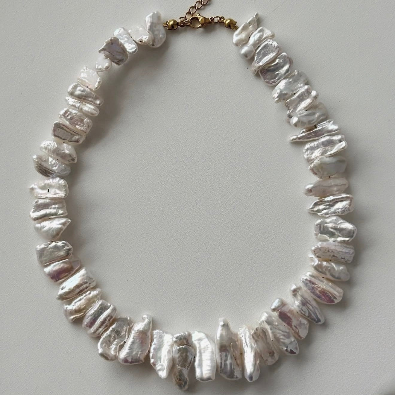 Natūralių perlų vėrinys "Nino"