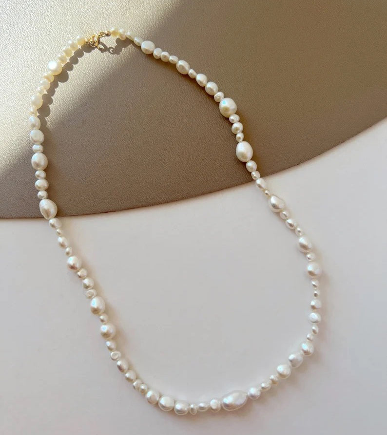 Neregulāru pērļu kaklarota "Lorett"