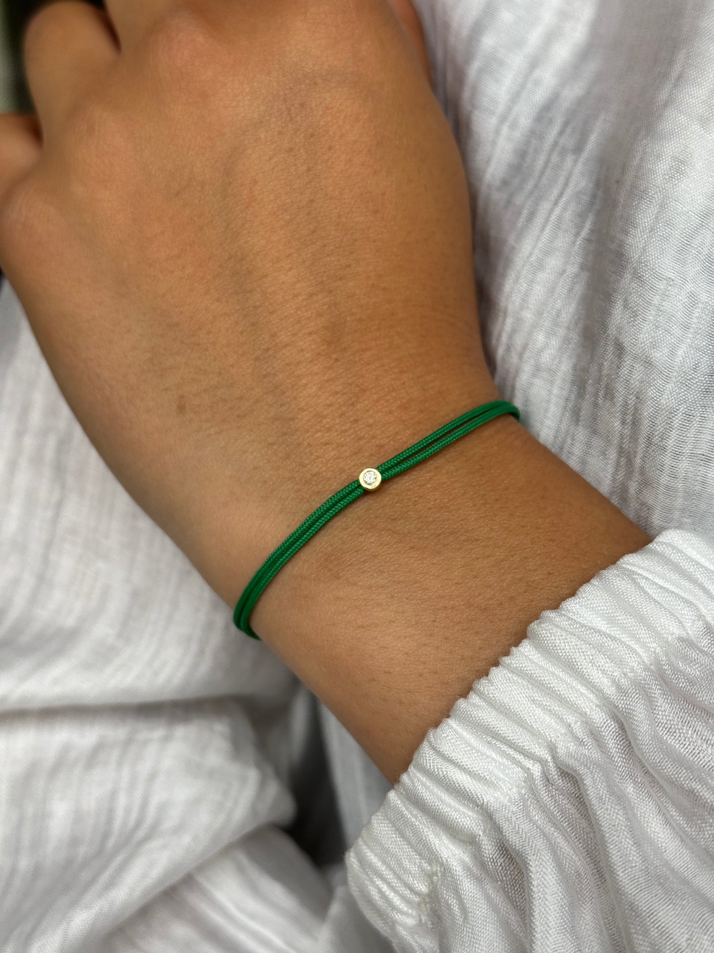 String bracelet with 0.03ct diamond - Green/gold