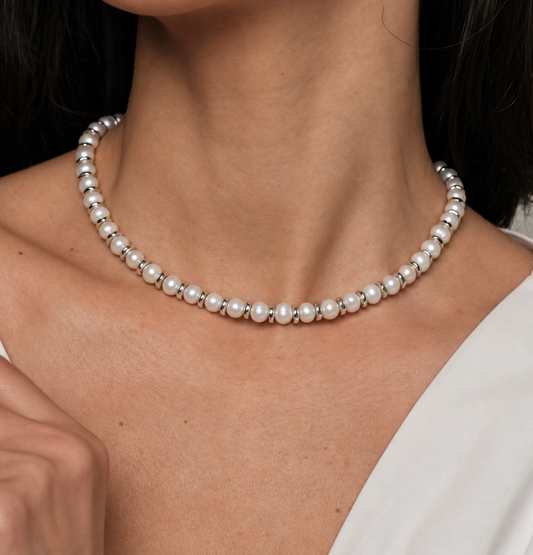 Pärlite ja hematiidiga kaelakee "Silver 2"